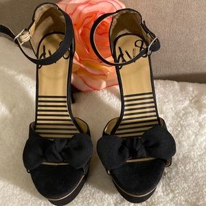 DOLCE VITA beautiful heeled sandals to combine with different clothes